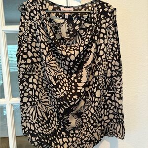 New Black Label Black and Cream Top XL